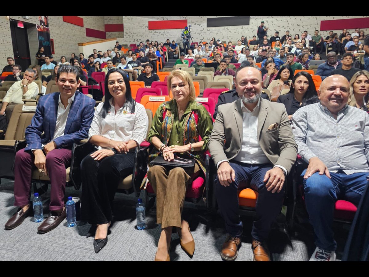 MinDeporteCol's tweet image. ✔️ El congreso, organizado por la Red Internacional de Investigación Aplicada a la Seguridad Deportiva (RIASPORT) junto a instituciones académicas nacionales, reúne a expertos para compartir buenas prácticas y conocimiento de vanguardia.