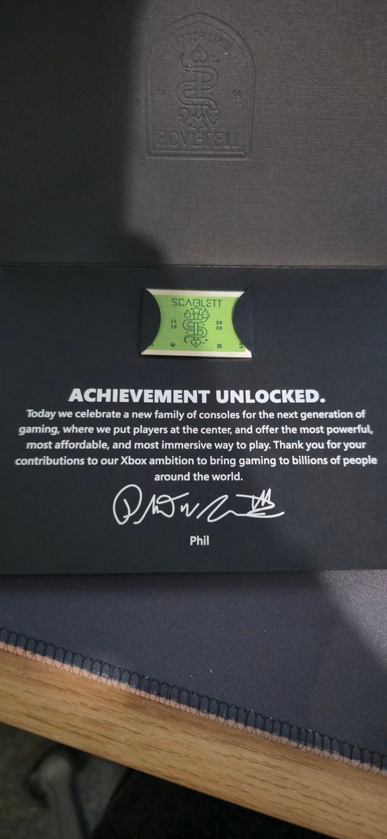 Since it's been a little while I have another swag showcase with a very special Xbox item.

Originally included alongside a controller and bag to celebrate the Series X &amp; S launch, this was given to Xbox employees back in 2020