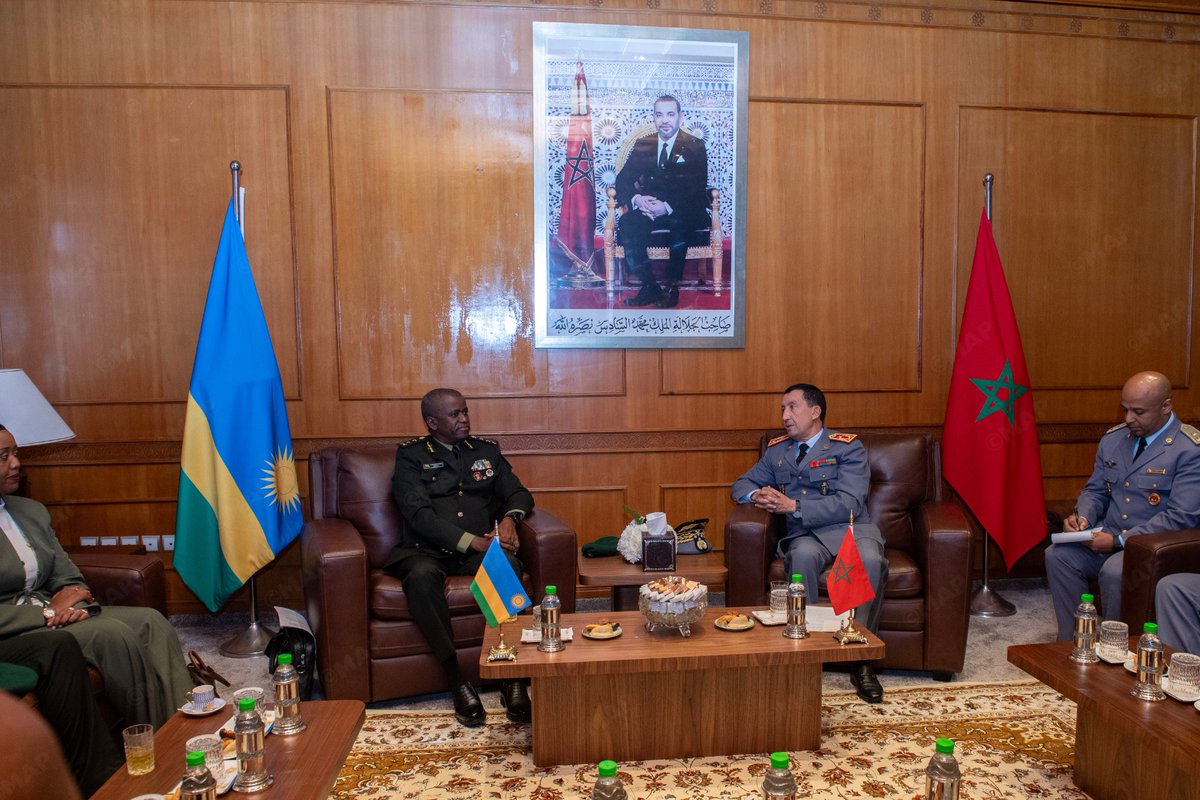 El Inspector General de las FAR se entrevista con el Jefe del Estado Mayor del Ejército de Tierra de Ruanda

rs.map.ma/3Xlw6cv