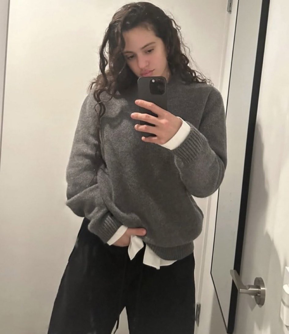 aputeller's tweet image. …