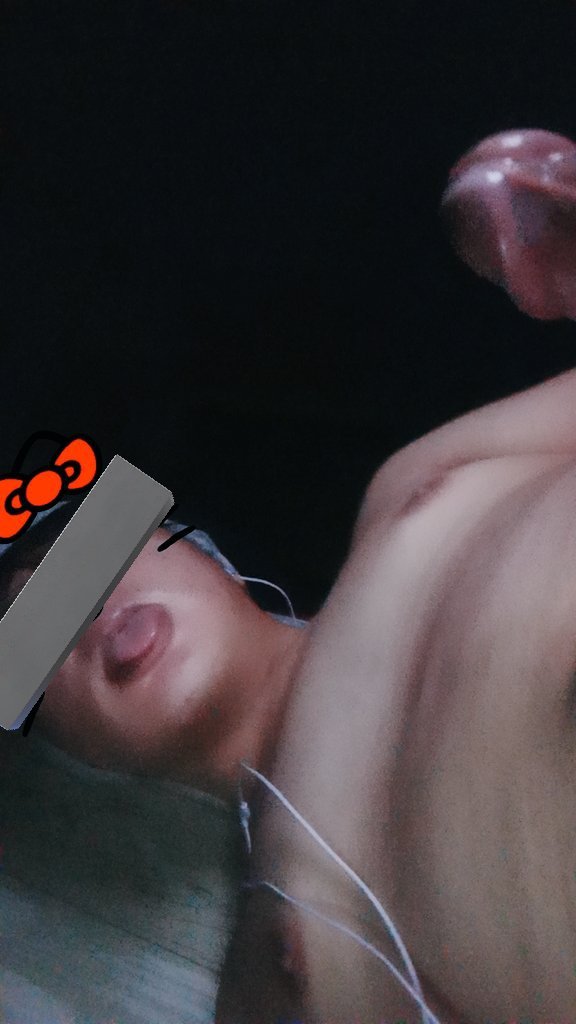ballussieyussie's tweet photo. May sumilip hahaha
#alterph #bagets #jakol #tite #jakolerongbagets #sumusubongtite https://t.co/HmJiMtVy0K
