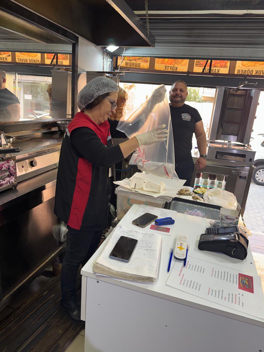 🛡️Gıda Güvenilirliği İçin Numune Alımları! 

📢 Bakanlığımızın Numune Alma Planları kapsamında, ilçemizde bulunan gıda işletmelerinde kontrol görevlilerimiz tarafından titizlikle numuneler alınmıştır

<a href="/TCTarim/">T.C. Tarım ve Orman Bakanlığı</a> <a href="/GidaveKontrolGM/">Gıda ve Kontrol Genel Müdürlüğü</a>