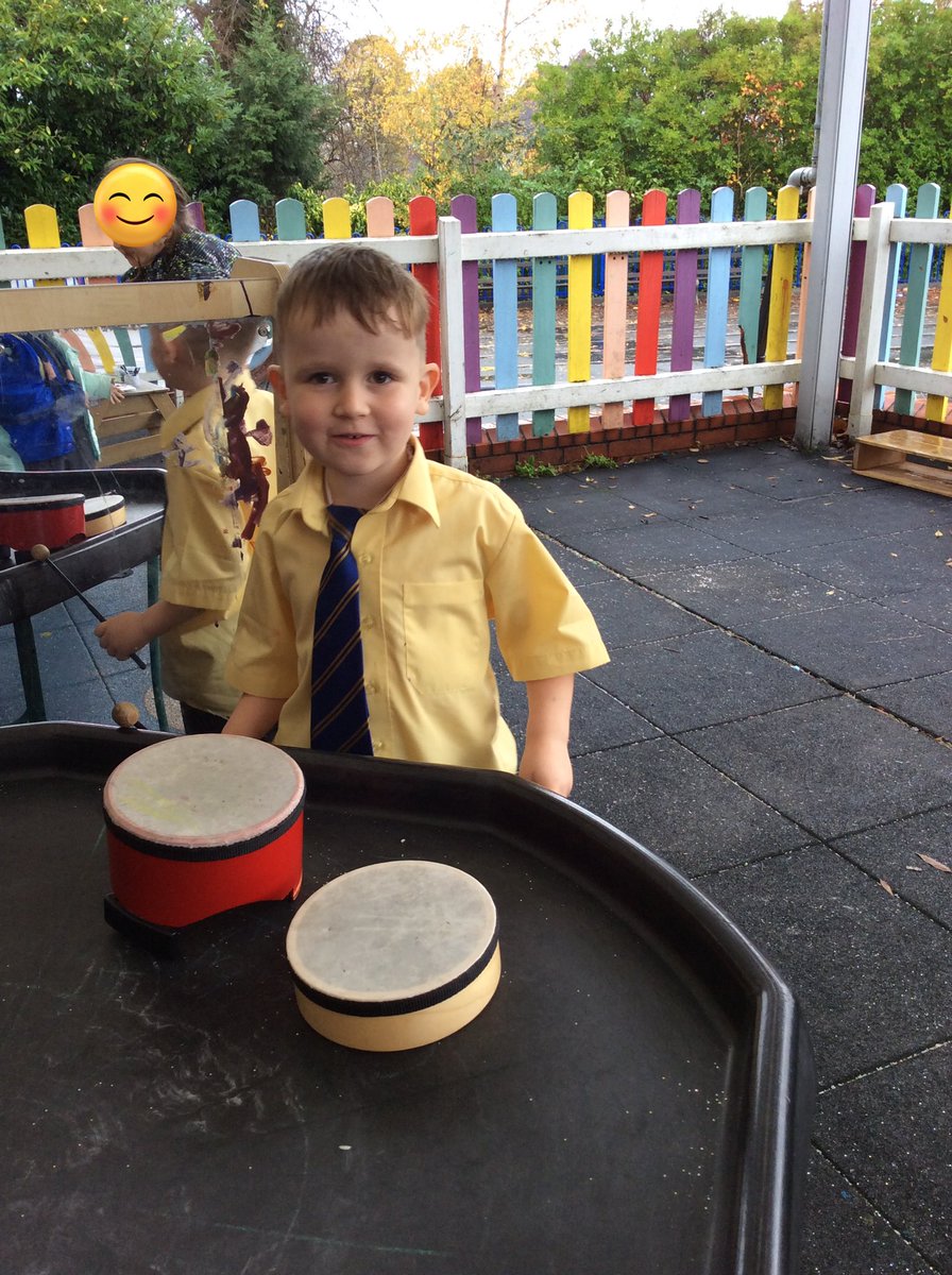 StMaryB17's tweet photo. Reception have been learning about Sikhism during our #Otherfaithsweek. They have enjoyed exploring the celebration of Vaisakhi through music, dressing up and creating artwork #RE #EYFS #Act2 #Act14 https://t.co/v4V0xs7YDq