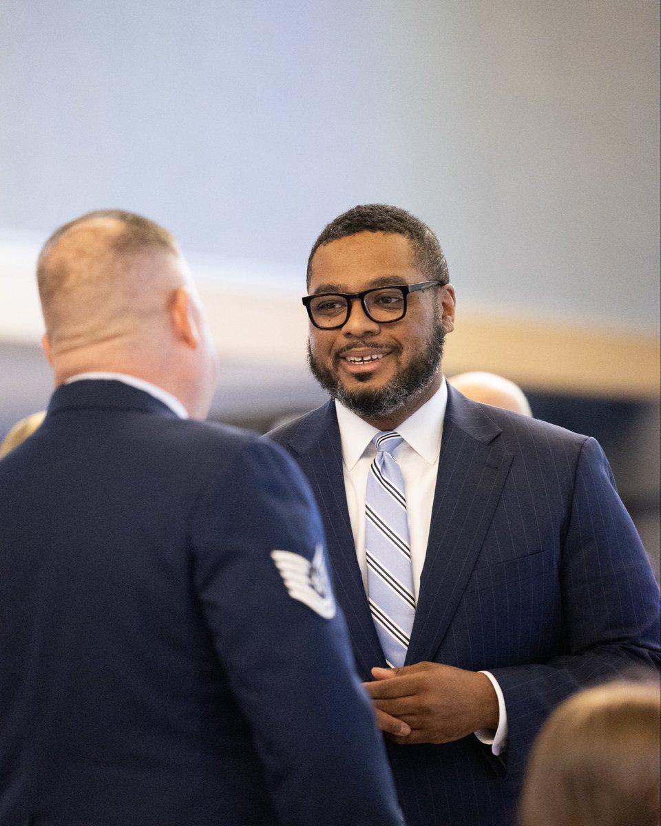 LGAustinDavis's tweet image. Pennsylvania has nearly 700,000 veterans living in this Commonwealth who have made extraordinary sacrifices to protect democracy and American freedoms at home and abroad. 
 
I was honored to visit a few of them this morning to thank them for their service and their dedication to…