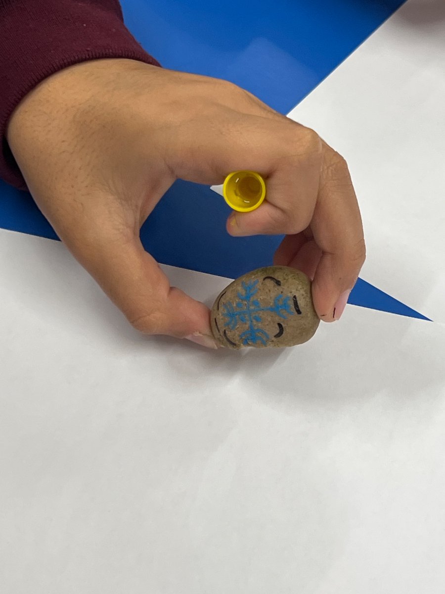 History Craft Club in full force this week with our stone art. We have had a look at the Stone Age and created some wonderful stones🪨
