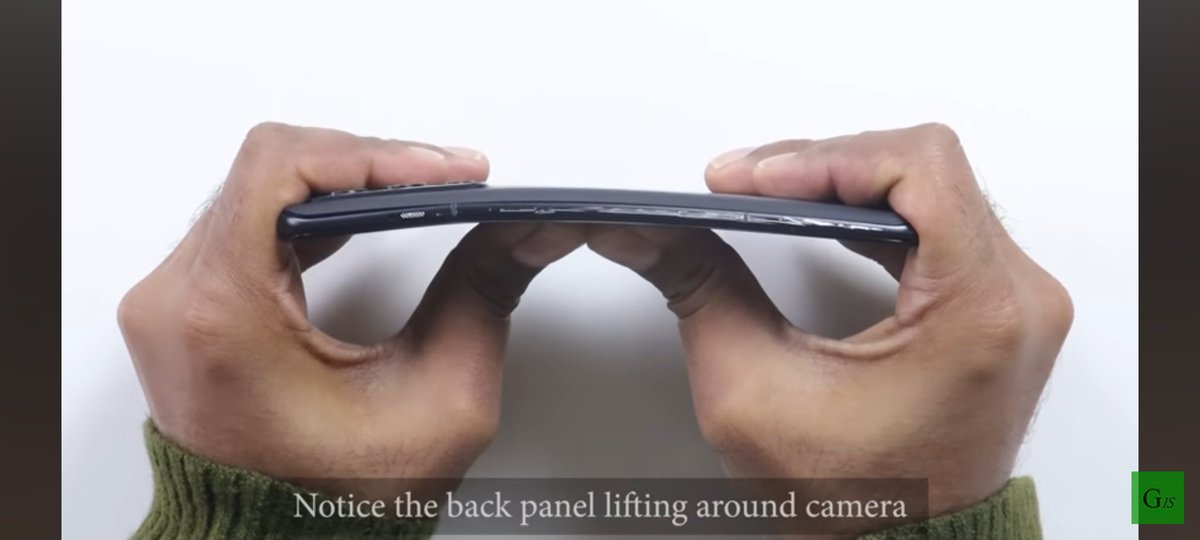 Arjun37680793's tweet image. After abusing the device with scratch test, bend test, underwater test and drop test complaining about swollen battery after 3 years? And display was broken during the drop test. How can he call it actively using device? We can clearly see the damage caused #oneplus #oneplus9RT