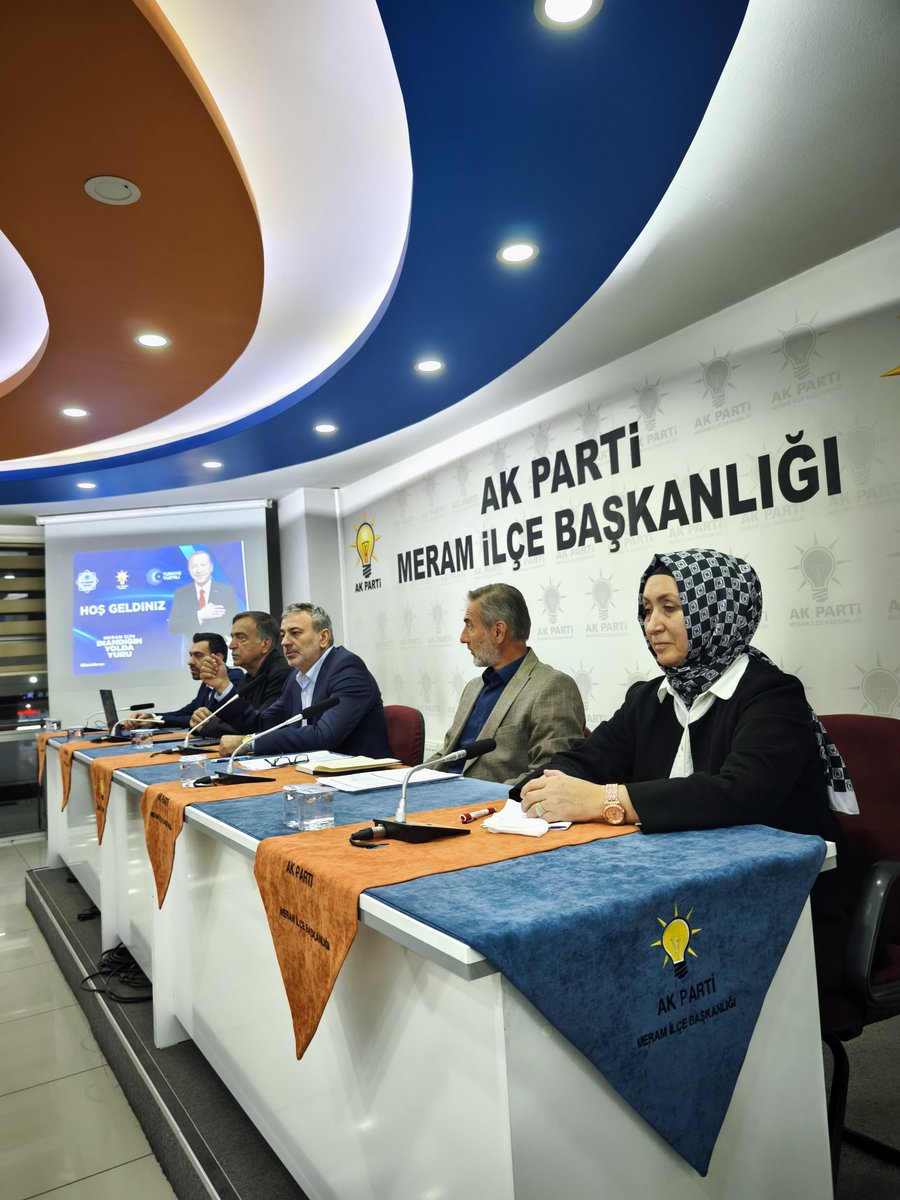 akpartimeram's tweet photo. 83. İlçe Danışma Meclisi Toplantımızı İlçe Başkanımız @mmunlafalioglu riyasetinde Yönetim Kurulu Üyelerimiz, Kadın ve Gençlik Kolları Başkanlarımız ve  Mahalle Başkanlarımız ile birlikte gerçekleştirdik.

Hayırlara vesile olmasını dileriz.
#BizimMeram https://t.co/frHO6qsWgt