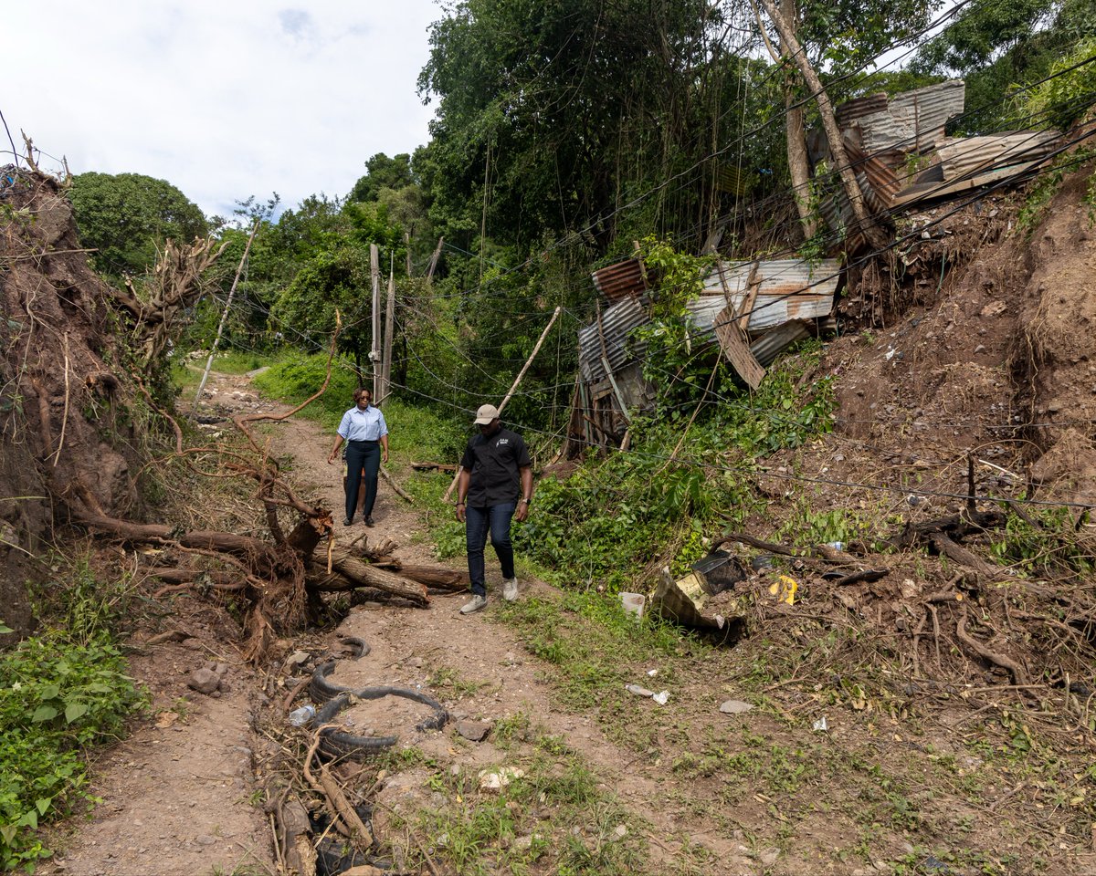 The damage across East Rural St. Andrew is extensive, landslides, road breakaways, flooding, and fallen trees have left many communities heavily impacted.
These images show just a glimpse of what residents are facing, and why recovery will take time and care.

My team and I