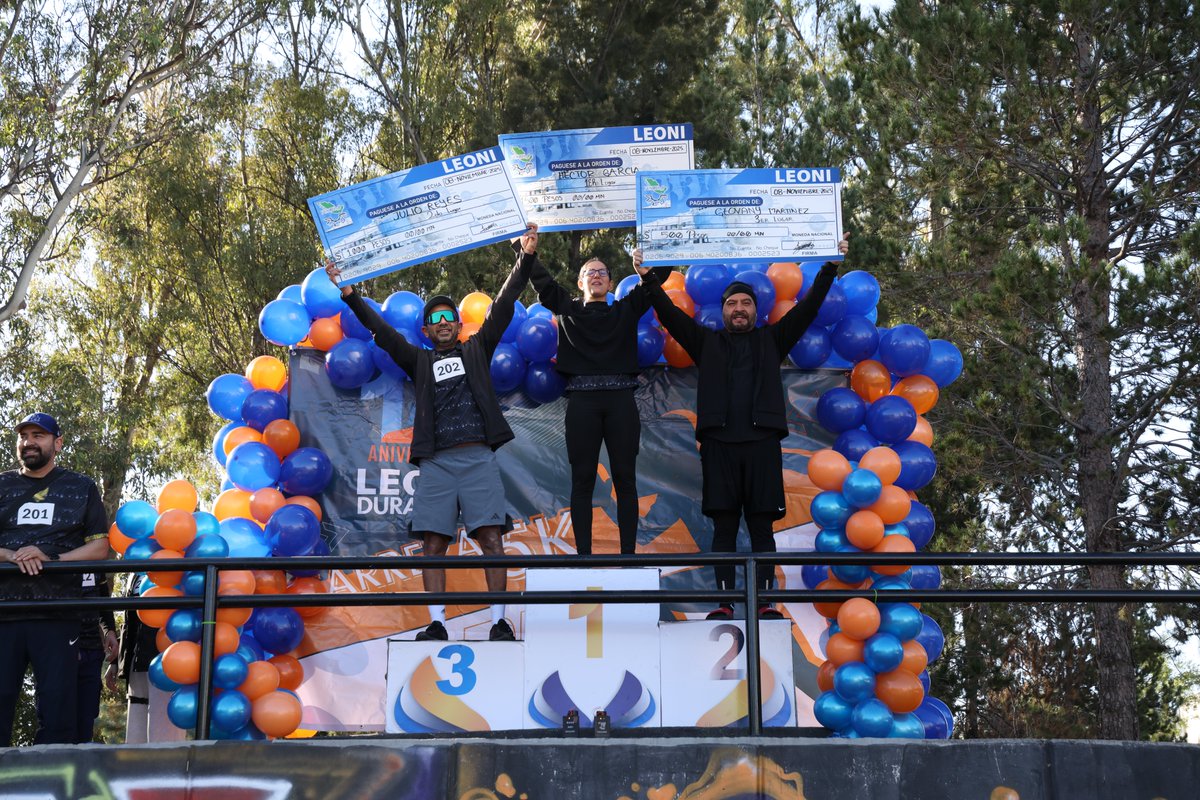 LeoniMexico's tweet photo. 🏃‍♀️¡En sus marcas, listos, conecta con LEONI!

Más de 200 corredores participaron en la Carrera LEONI 5K Durango, demostrando energía, esfuerzo y unión.
Cada paso nos conecta hacia nuevas metas. 💪✨
🔗 https://t.co/3yymsI2kIV

#LEONIMéxico #LEONIDurango #CarreraLEONI5K https://t.co/tbCkjmulME