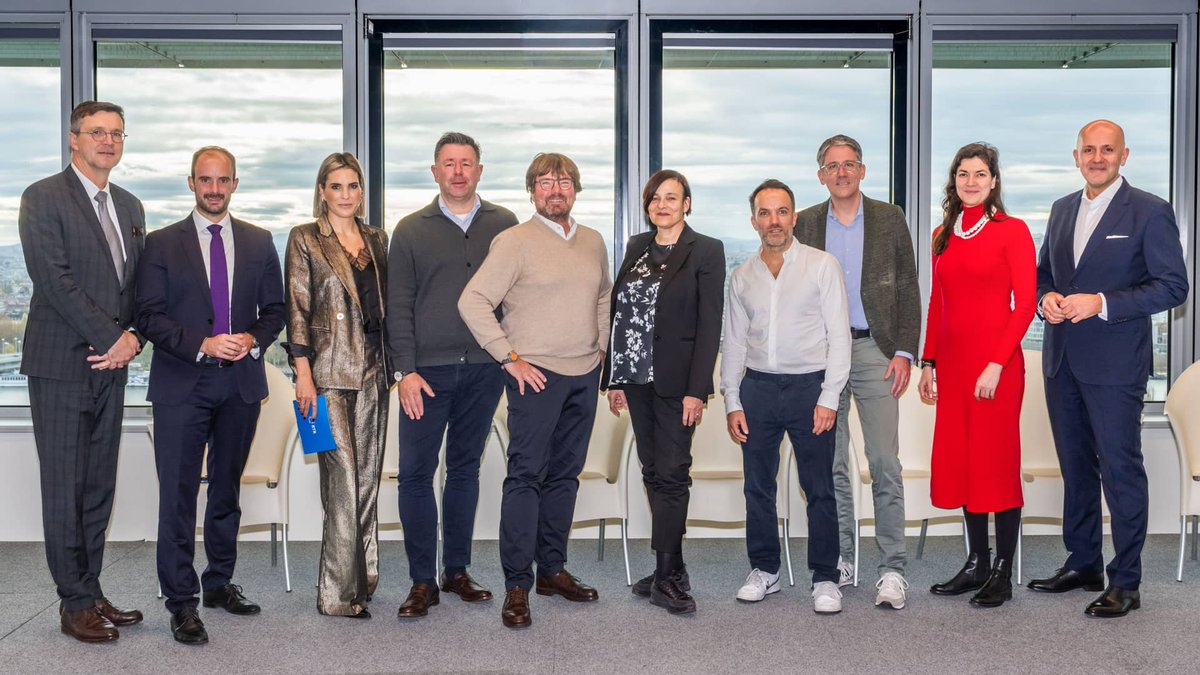 Unsere Tagung „Alte Stärken und neue Mächte: die Zukunft der Konvergenz von Medien, Telekom und Plattformen im digitalen Wettbewerb“ am 11. November zu den gegenwärtig großen Herausforderungen für die Medien- und Telekom-Branche. Einzelheiten unter rtr.at/PA_Konvergente…