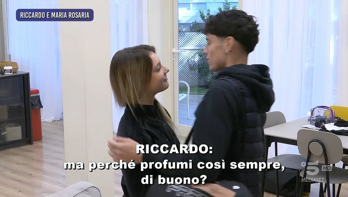 BettaZ02's tweet photo. ho ancora i traumi  #amici25 https://t.co/c6Hkb2mCHH