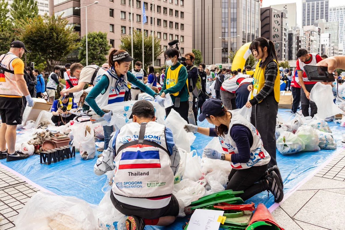 JapanEmb_SV's tweet image. 🏃‍♂️🗑️ Copa Mundial #SpoGOMI 2025 en Tokio. 🇸🇻 ¡Felicidades al equipo de Tejutla, El Salvador, que compitió!

Lema: &quot;El deporte más ecológico&quot;. El 80% de la basura marina viene de ciudades. ¡La acción es de todos!

#SpoGOMI2025 #ElSalvador #LimpiezaGlobal