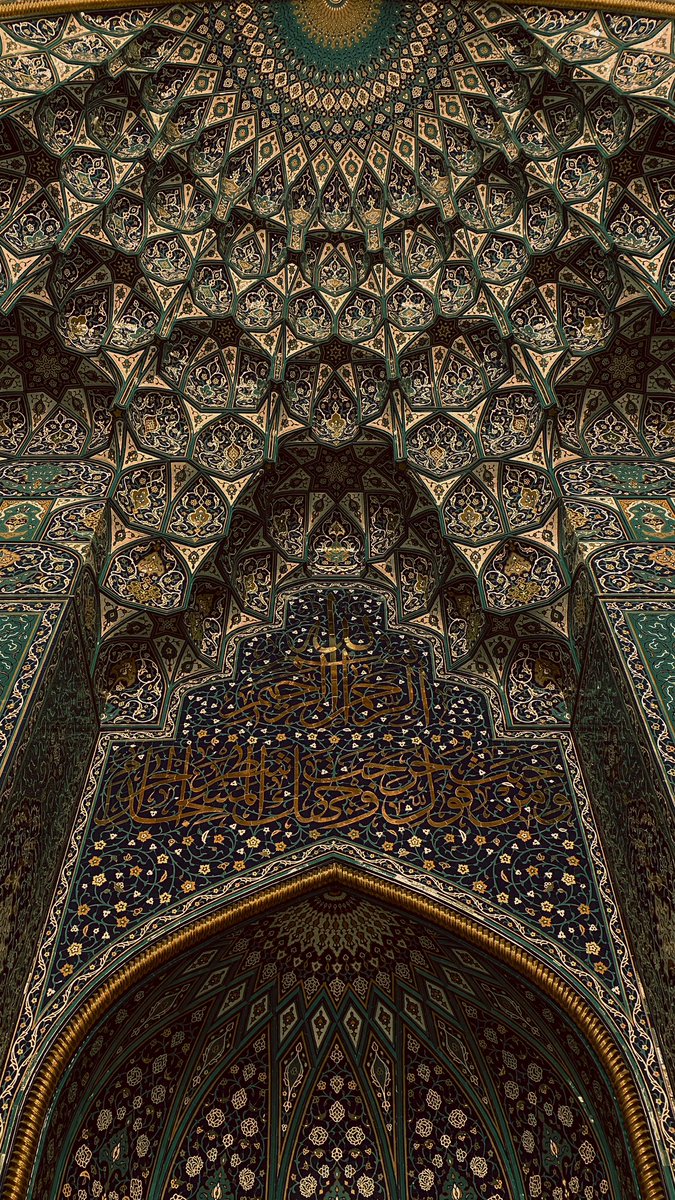 moeebra's tweet photo. Sultan Qaboos Masjid, Oman https://t.co/pHhPZfUoNf