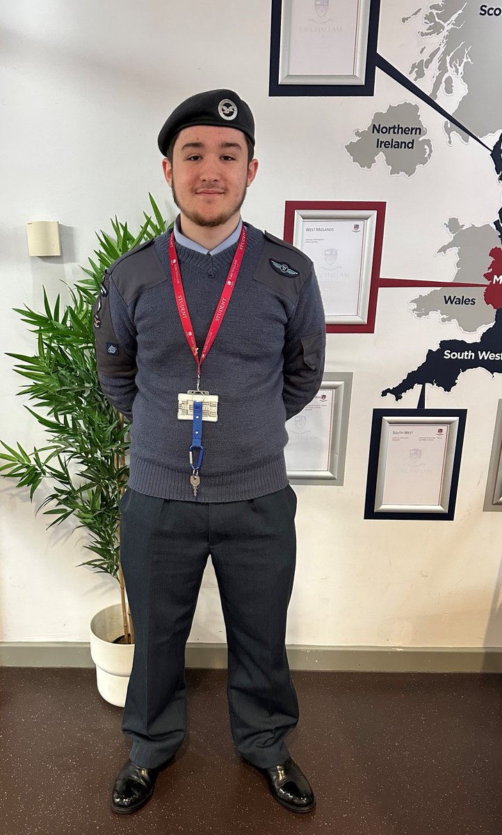 Our 6th form students wore their cadet uniforms with pride as we paused to remember those who gave so much. We will never forget. 🌺#RemembranceDay #LestWeForget