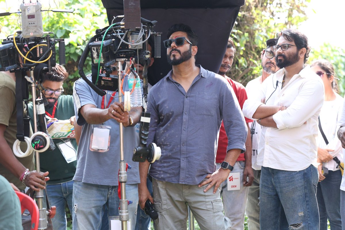 iamrajchoco's tweet image. আবার প্রলয় ২ 
#behindthescenes #animeshduttaisback