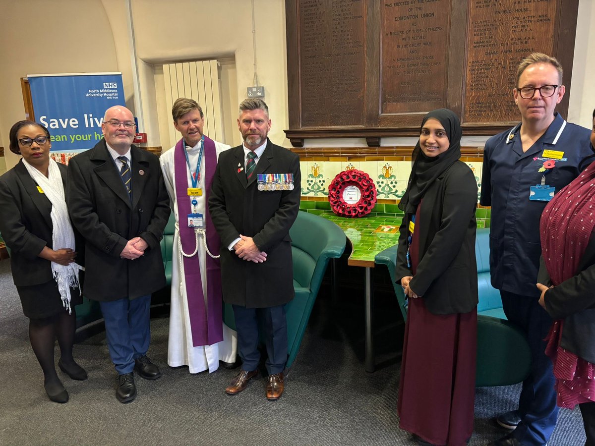 Memorable Multi-faith and multilingual #Armistice Commemoration today ⁦<a href="/WeAreNorthMid/">We Are North Mid OD</a>⁩, in #InterfaithWeek thanks to all participants #LestWeForget ⁦<a href="/RoyalFreeNHS/">Royal Free London</a>⁩