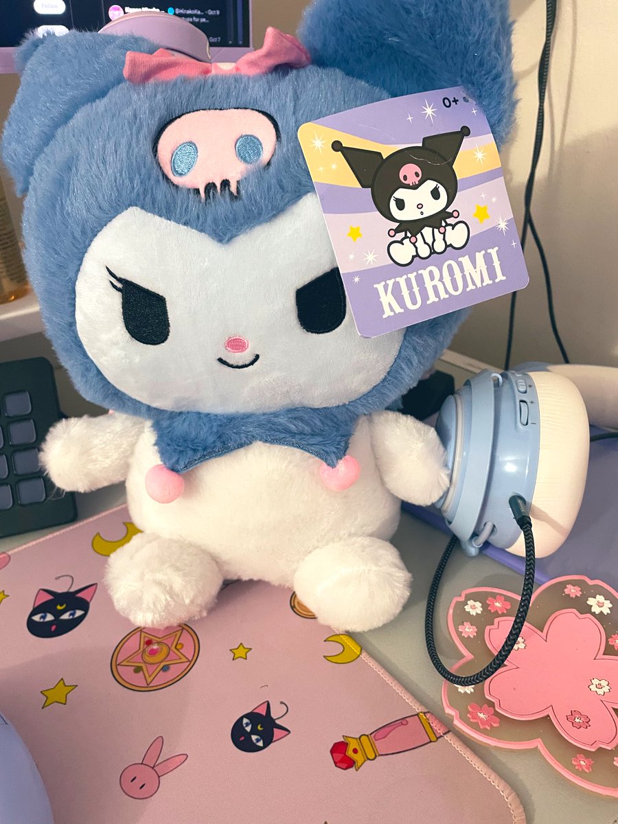 It’s been a sick and busy few weeks so I don’t know if this cutie ever made her debut. After traveling across the ocean a kuromi has been successfully rehomed, thank you <a href="/Lachiebuzzx/">Lachiebuzzx</a>.