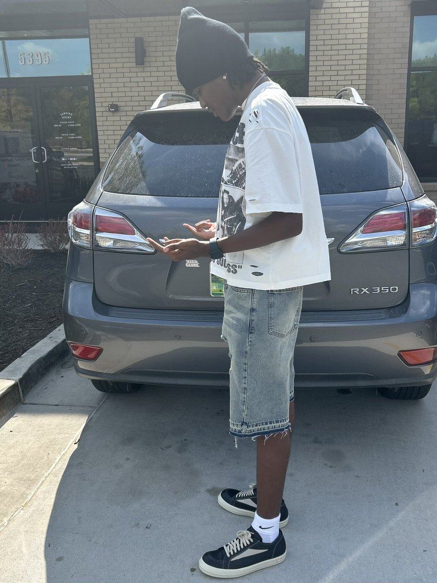 notcassius_'s tweet photo. fit https://t.co/66ovN4ztMi