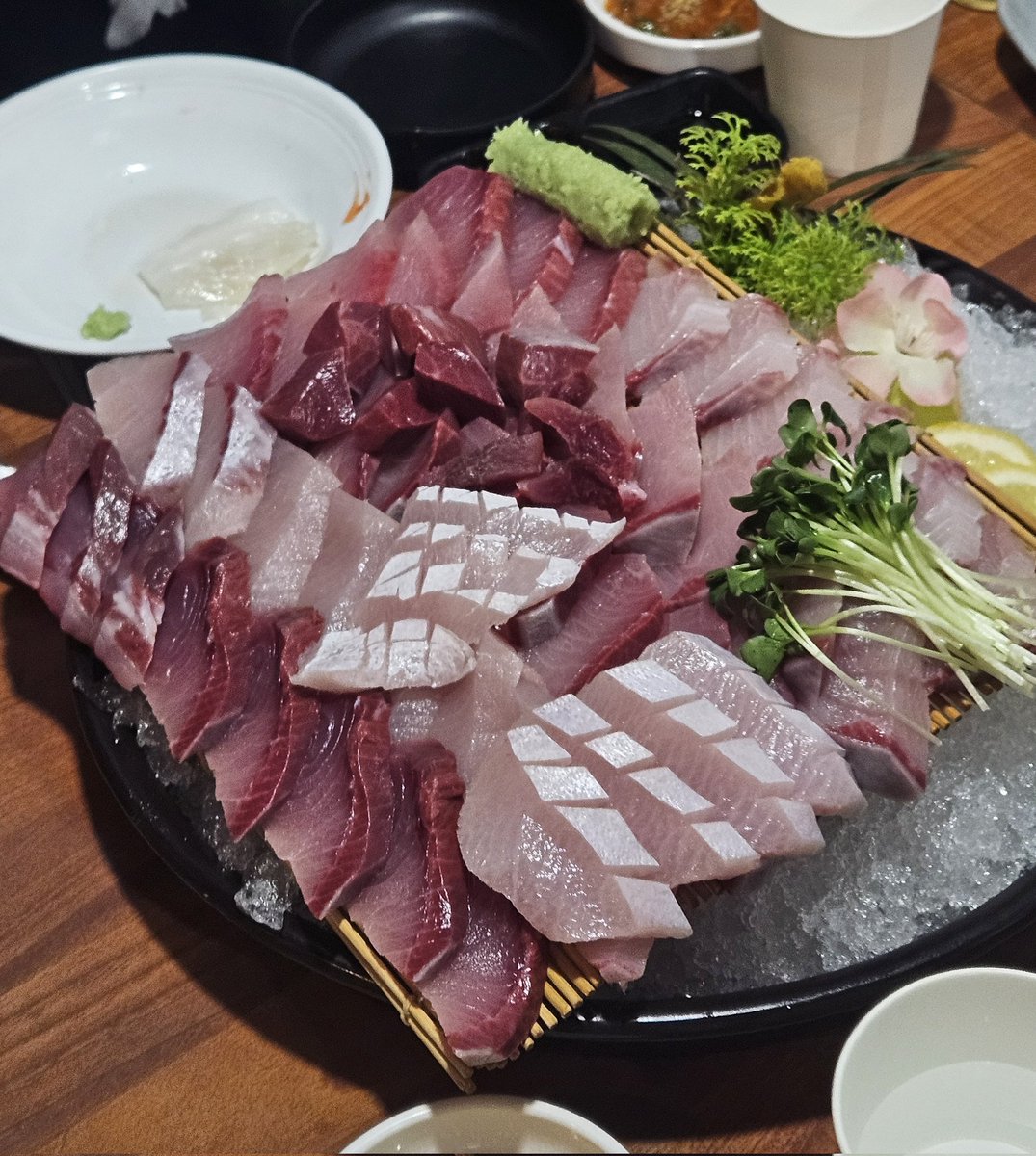 J_M_T_Q's tweet photo. 방어 https://t.co/WxZ8HRYudQ