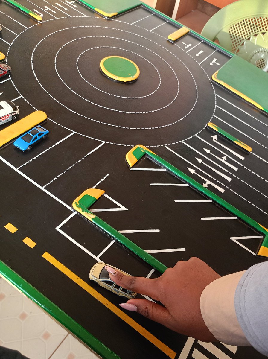 Lush_Pls's tweet image. Nikishoutiwa sitarudi🥹😂