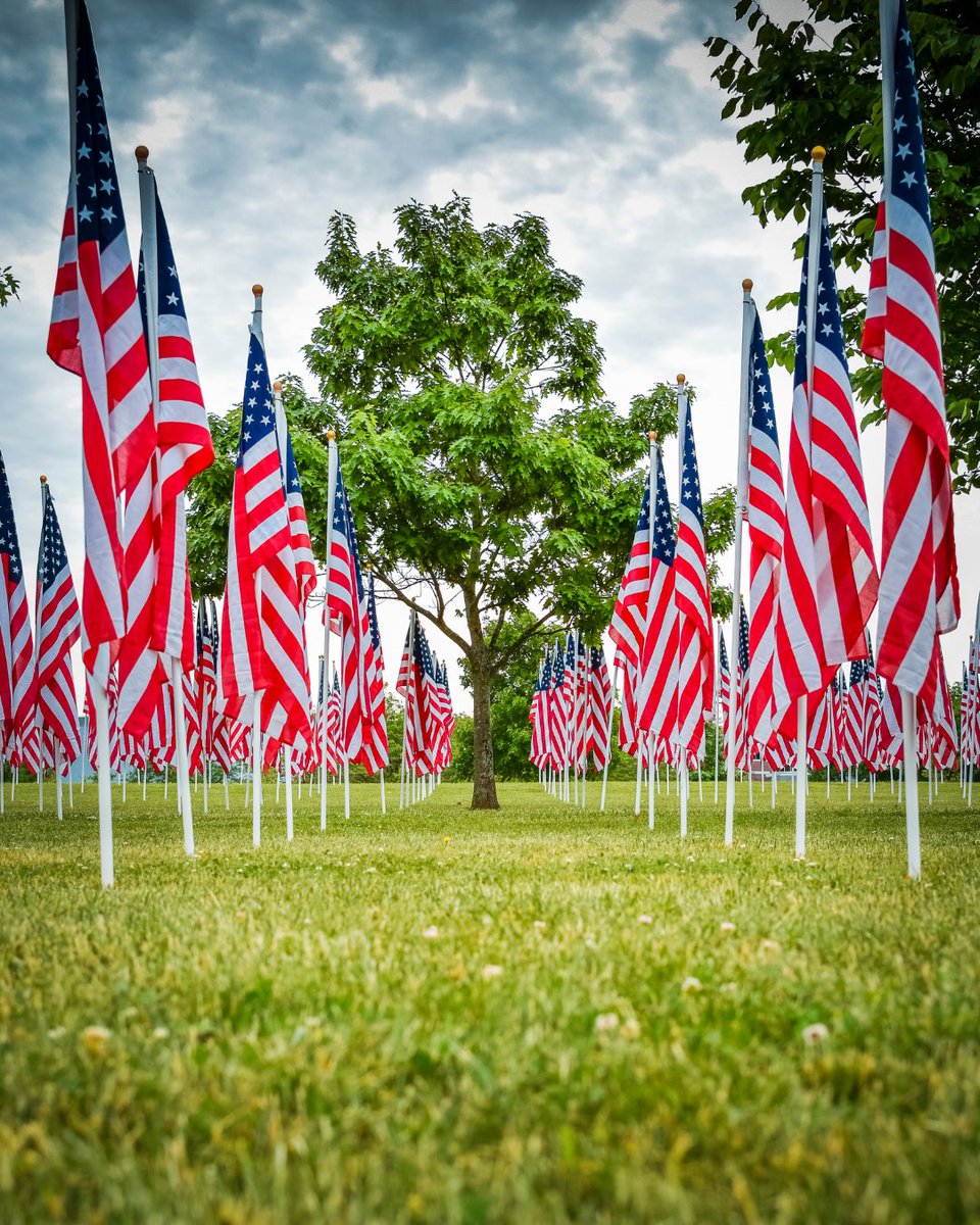 NormalizePtsd's tweet image. Today we honor the men and women who have worn the uniform of our nation. Your courage, sacrifice, and dedication will never be forgotten.

We also recognize the unseen battles many veterans continue to face long after service ends.

🇺🇸 Thank you for your service.