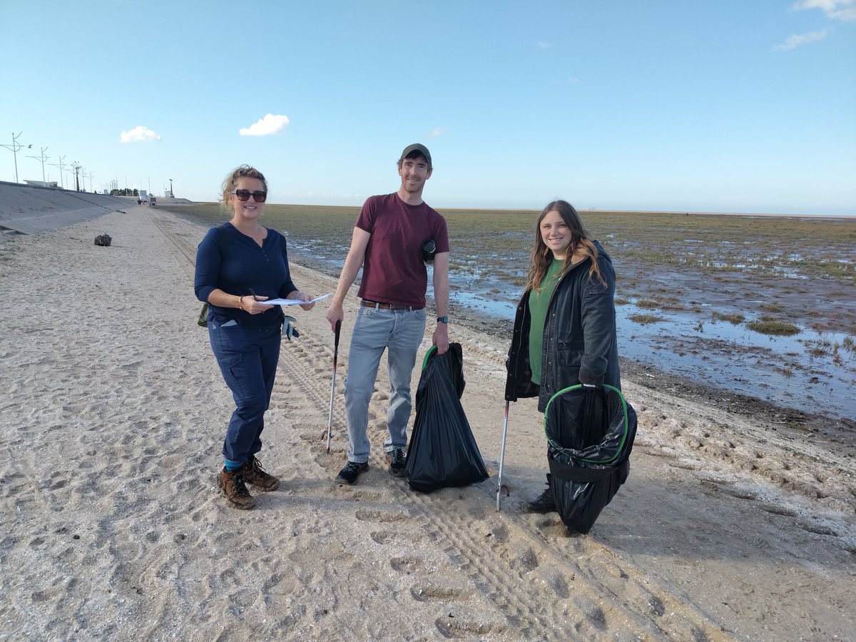 #southport beach clean this Sun, 16th Nov
Meeting Weld Road car park 1-3pm
Litterpickers, bags &amp; hoops to hold them open provided, wear suitable outdoor clothing, sturdy footwear &amp;bring own gloves
No need to book, just come along
<a href="/seftoncouncil/">Sefton Council</a> <a href="/NENorthWest/">Natural England North West</a> <a href="/NTFormby/">National Trust Formby</a> <a href="/RSPB_Ribble/">RSPB Ribble Estuary</a>