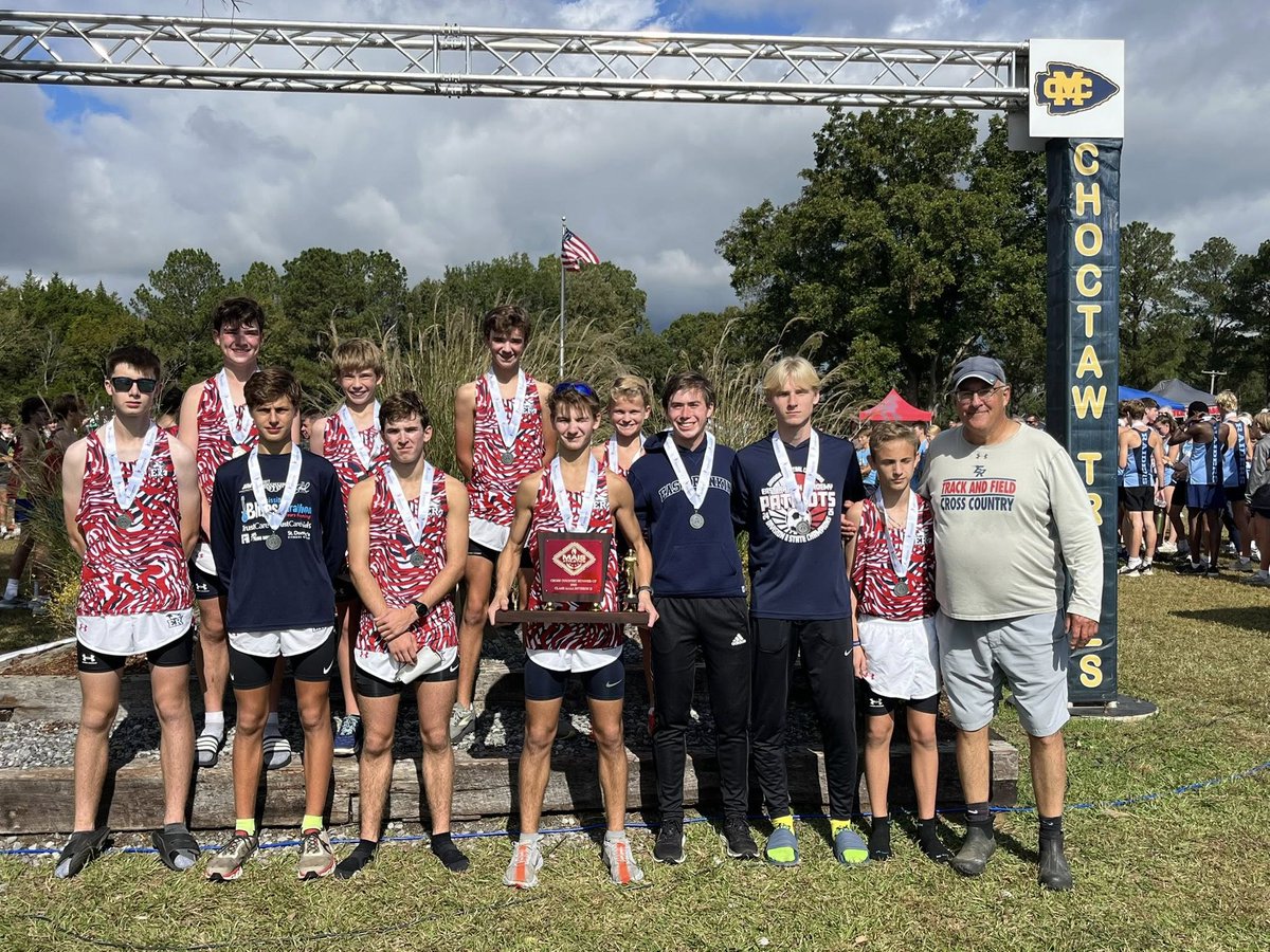 The East Rankin Patriot men concluded the 2025 cross country season as the MAIS 4A, Division II runner-ups. .

pelahatchienews.com/article/3646,e…