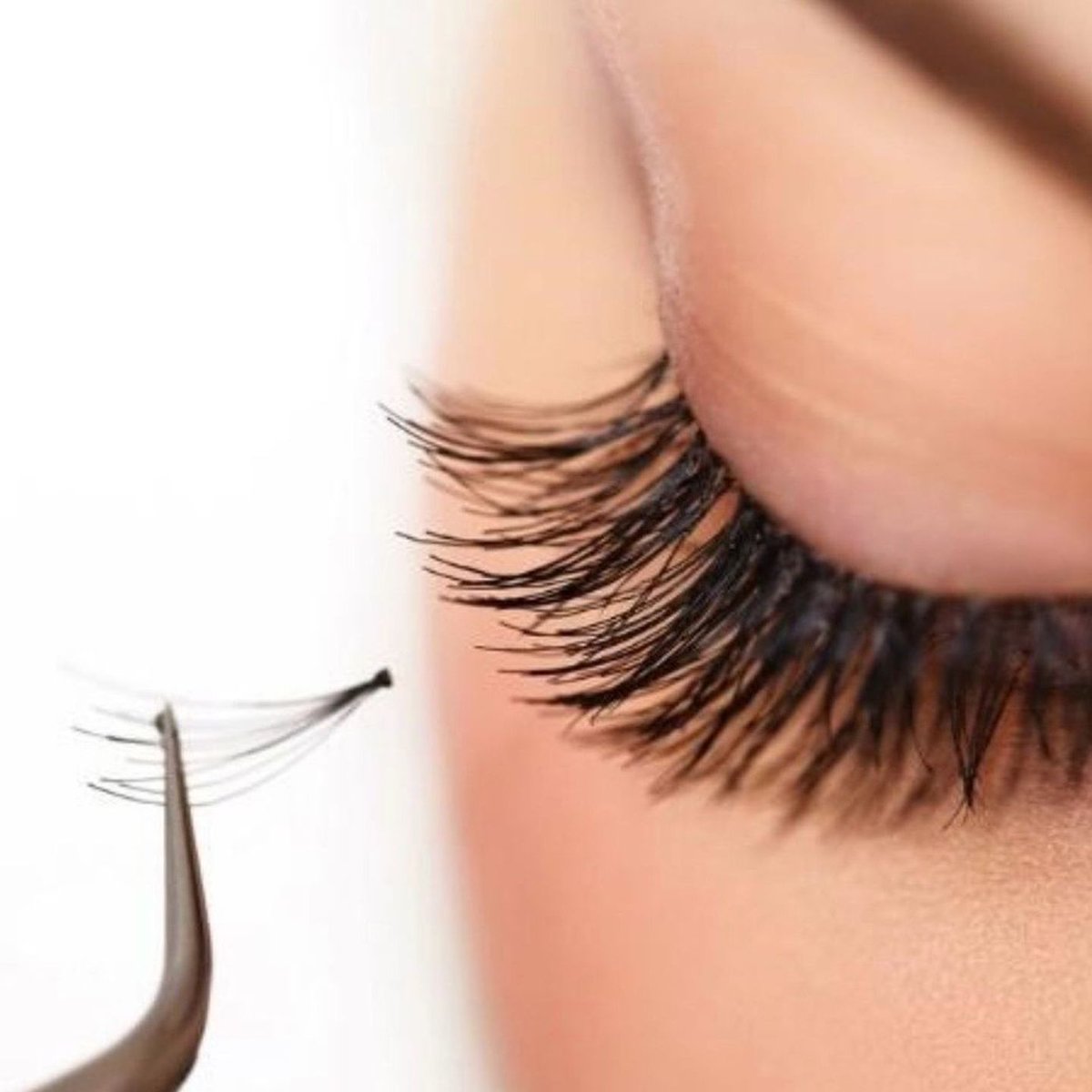 farbrows2022's tweet image. Longer, fuller lashes can completely change your look. With our professional eyelash extensions, you&apos;ll always be photo-ready. Book your lash appointment today and love your new bold look!
#EyelashExtensions
farbrows.com