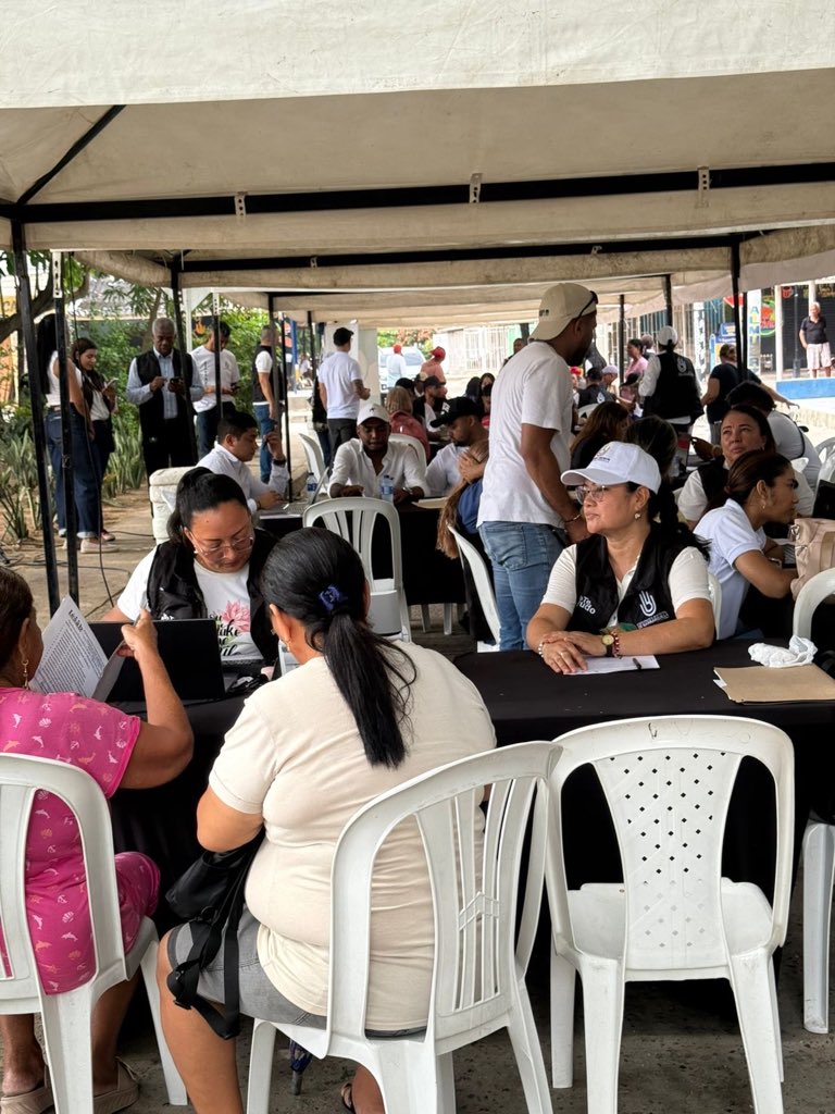 Buenas noticias. Con alegría y entusiasmo, la Personería Distrital llega al barrio Los Olivos con la jornada La Personería a la Calle, Todos los servicios de la entidad, al servicio de la comunidad ¡No te pierdas esta oportunidad! #LaPersoneríaALaCalle #ServicioALaComunidad