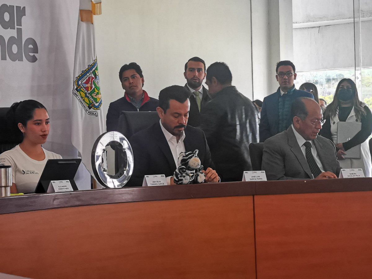 MxInteraccion's tweet image. Mañanera del Gobernador @armentapuebla_ en #Puebla, más de 10 mil asistentes al #TechCapital al fomento de las comunidades productivas del Estado @CECyTEPUE

La era de la Tecnología e Industria&quot; transmisión en vivo
👇🏻🔗facebook.com/share/v/1FN1sL…