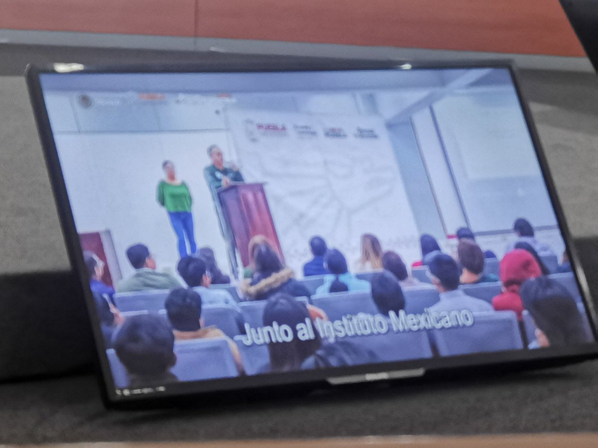 MxInteraccion's tweet image. Mañanera del Gobernador @armentapuebla_ en #Puebla, más de 10 mil asistentes al #TechCapital al fomento de las comunidades productivas del Estado @CECyTEPUE

La era de la Tecnología e Industria&quot; transmisión en vivo
👇🏻🔗facebook.com/share/v/1FN1sL…