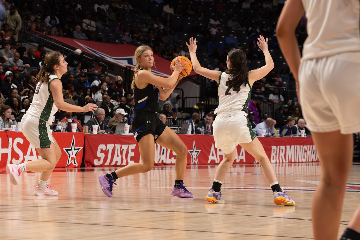 Despite the losses of multiple key pieces from their state championship game run, the Chelsea Hornets are banking on a newfound closeness and an uptempo style under Denton Johnson to help them contend once again.

Preview: shelbycountyreporter.com/2025/11/11/che…