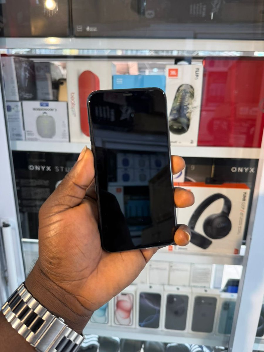 I C L O U D 🌩 P A L A C E tweet media