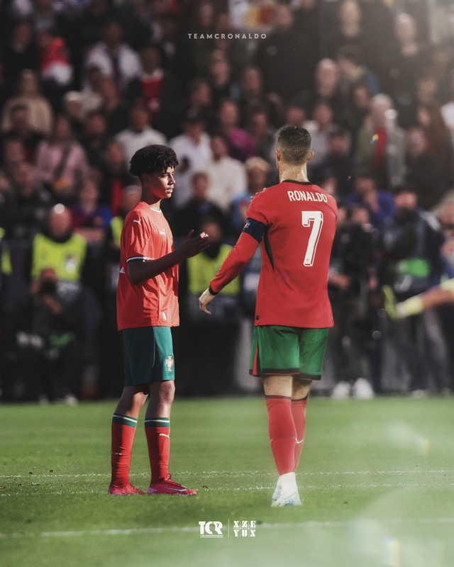 🚨🎙️| Cristiano Ronaldo:

“I hope Junior will be better than me, it would make me proud.” ❤️