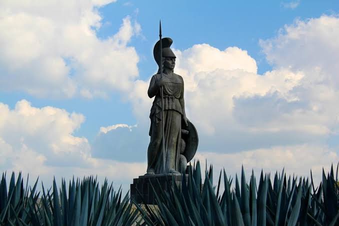 ¡Revivamos la #BuenaMúsica que une generaciones! 🎶 
🔌🎵 Bienvenidos #Detonadores a #ZONAdeConexión, este martes

Participen con el hashtag:
#SoloEnGuadalajara...

🔵AL AIRE de 10-11AM a través de @ZONA3Noticias 📻 🎙