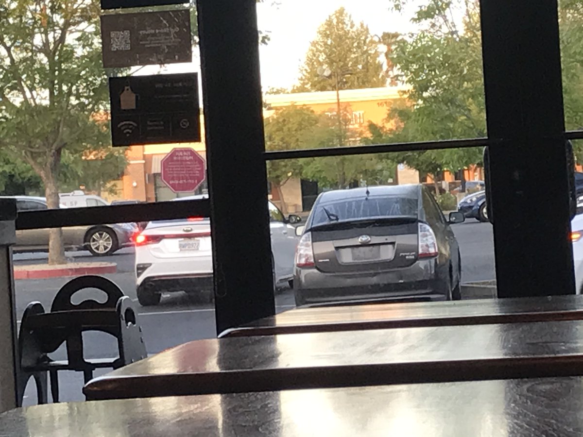 AlisaAnother's tweet photo. @Starbucks Or is this dude, whose 'delivery' Prius now has an untraceable plate CA 9RJD059, in some close tie with the staff, and they didn't like the customer's noting his possible venezuelan backing? It's a known fact that they've infiltrated doordash etc here. Tipped to  @ICEgov https://t.co/XEMtBJb0j9