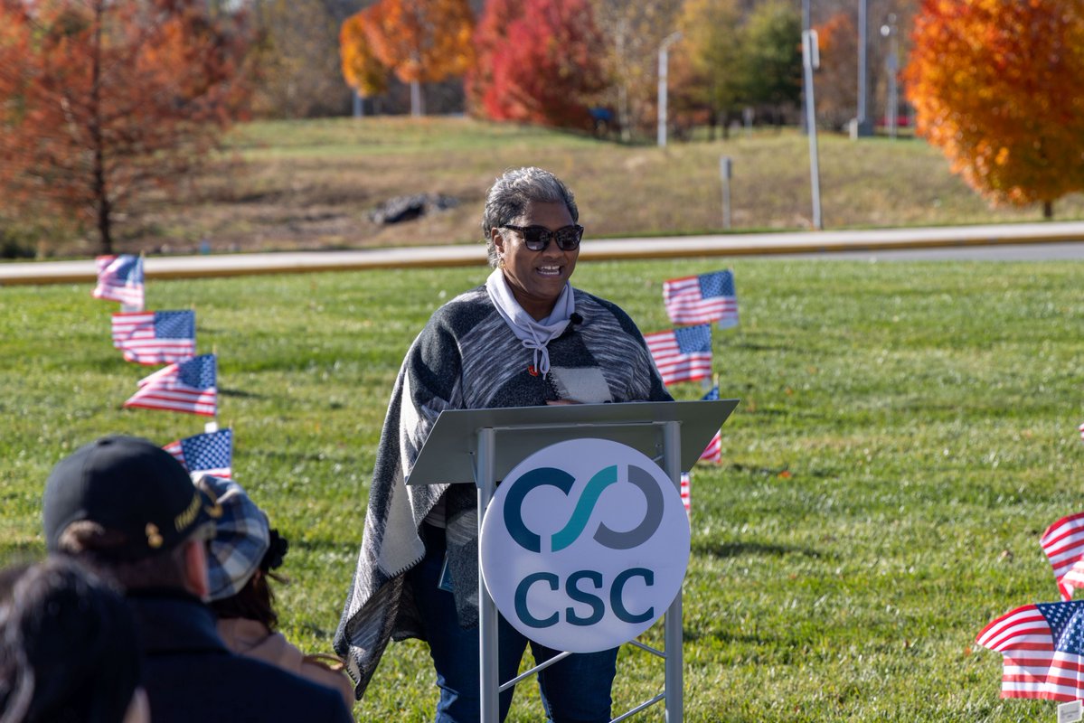 CSCGlobal's tweet image. We’re proud to honor veterans through our annual Sponsor a Flag initiative. Each flag at our Wilmington HQ represents a veteran recognized by a CSC colleague.

Thank you for your courage, service, and sacrifice.

#VeteransDay #CSC #CSCGivesBack