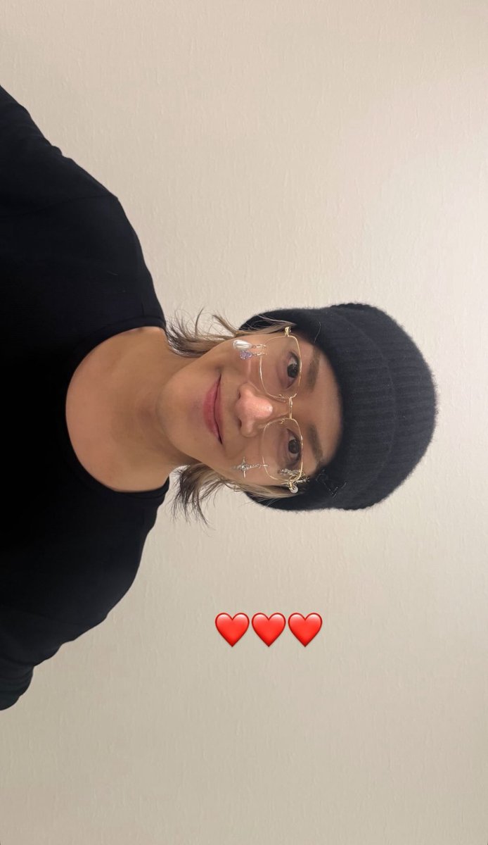 yutamx's tweet photo. 251111 | #YUTAGRAM
Actualización de #YUTA en Instagram
“Recibí los lentes más lindos ^_^”
“❤️❤️❤️”
©️squadnyt
#中本悠太 https://t.co/ma8tnmyUtJ