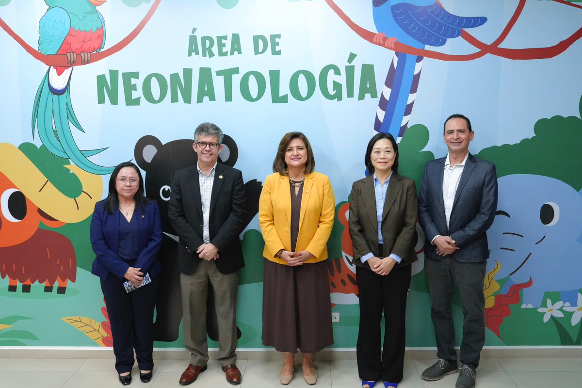 Cuidar la salud de la primera infancia es cuidar el futuro de Guatemala. 👩🏽‍🍼

El Hospital San Juan de Dios estrena un Banco de Leche Materna modernizado y una nueva área de neonatología, que fortalecerán el cuidado de los recién nacidos y la lucha contra la desnutrición infantil.