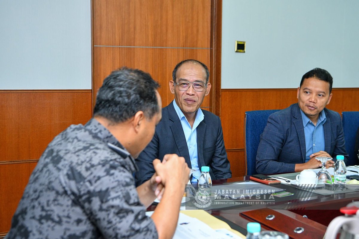 Thank you to YBhg. Dato' Lokman Effendi Ramli and JIM for a constructive engagement. 

We are aligned in our mission to strengthen the digital immigration ecosystem through enhanced collaboration, focusing on efficiency and data integrity.