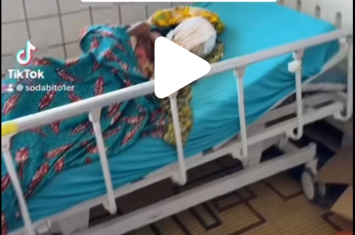 acmediastech's tweet photo. Togo : Une femme verse de l'acide sur la nouvelle compagne de son ex

https://t.co/YWRBsqlAnH

#Alaune #Société https://t.co/0HtoiDMrmY