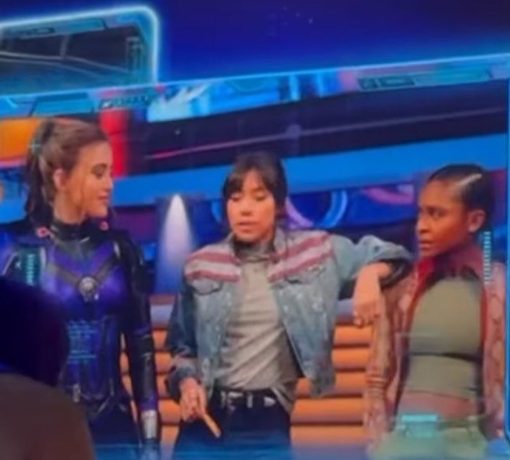 ​ ​ ​ ​ ​ ​ ​ ​ ​ ​ ​ ​ ​⋆ ᮄ͟𝙼͟𝙴͟𝚁͟𝙸͟𝙲͟ᮓ tweet media