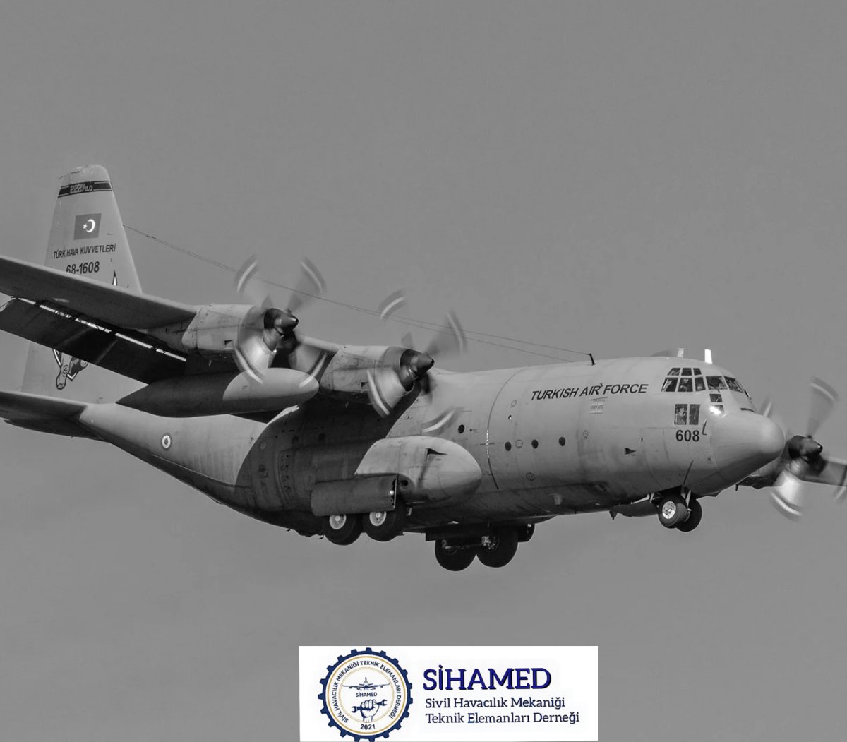 Türk Hava Kuvvetleri'ne ait C-130 tipi askeri kargo uçağının Azerbaycan'dan Türkiye'ye döndüğü sırada düştüğünü derin bir üzüntü ile öğrendik. Kazada hayatını kaybeden aziz şehitlerimize Allah'tan rahmet, kederli ailelerine başsağlığı ve sabırlar diliyoruz.

Milletimizin başı