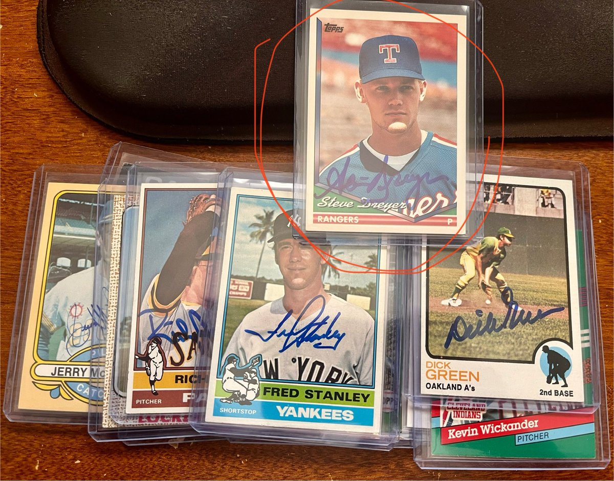 StormStacks's tweet image. I was today years old when I realized that one of my Iowa Connection autographed cards - Steve Dreyer, is 2026 World Series champion LA Dodger Jack Dreyer’s DAD !!!

I’m up over 60 autos in my Iowa Connection PC (baseball only).
