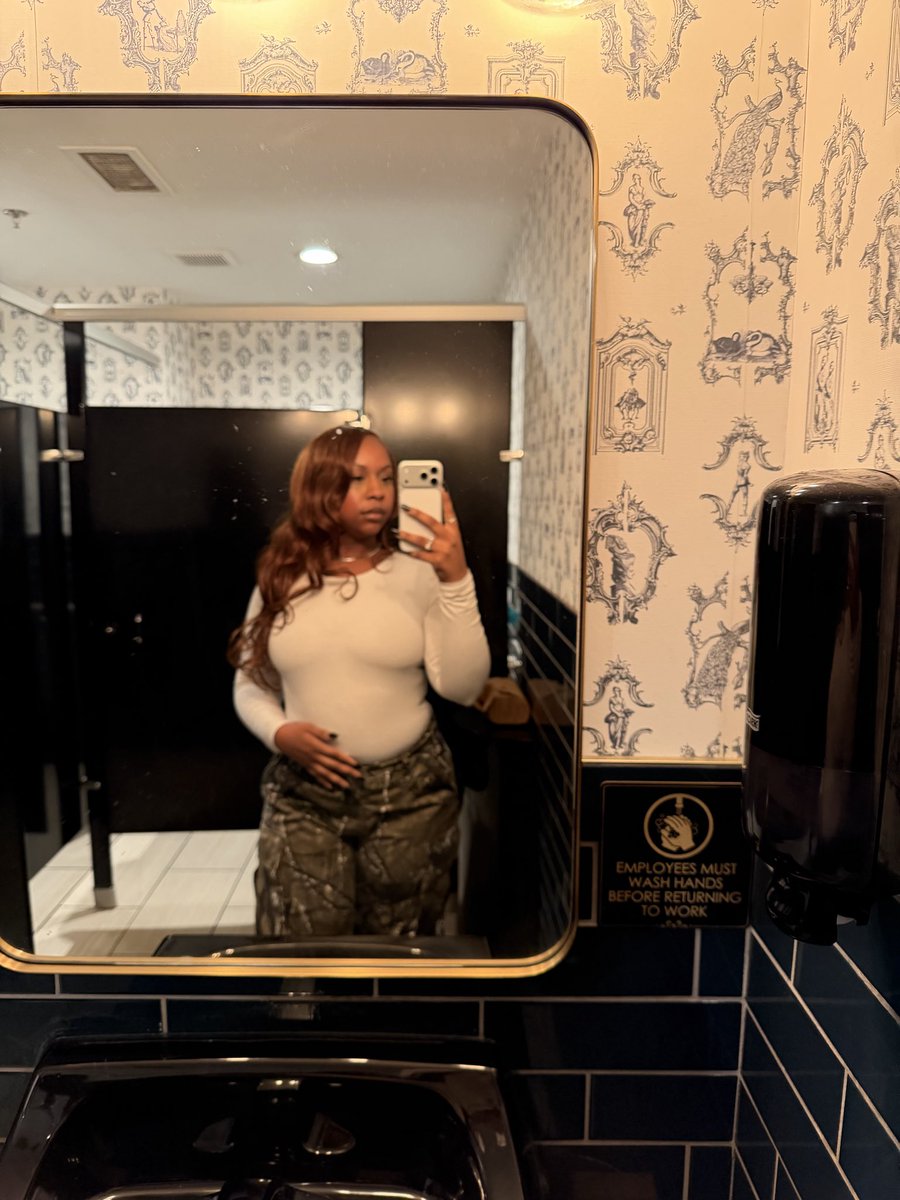 xaaaann_'s tweet photo. 27 looks amazing 🥰 https://t.co/Pw4ba5liin