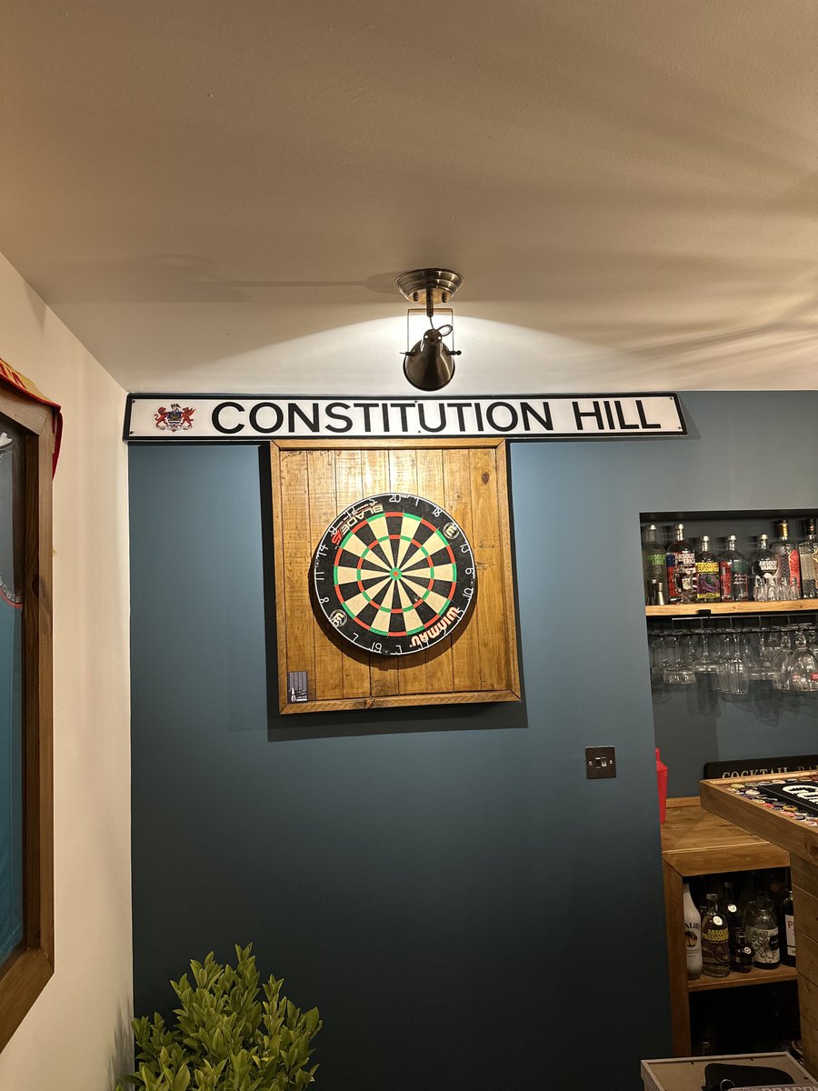 Connochie7's tweet image. Not a bad find 😂