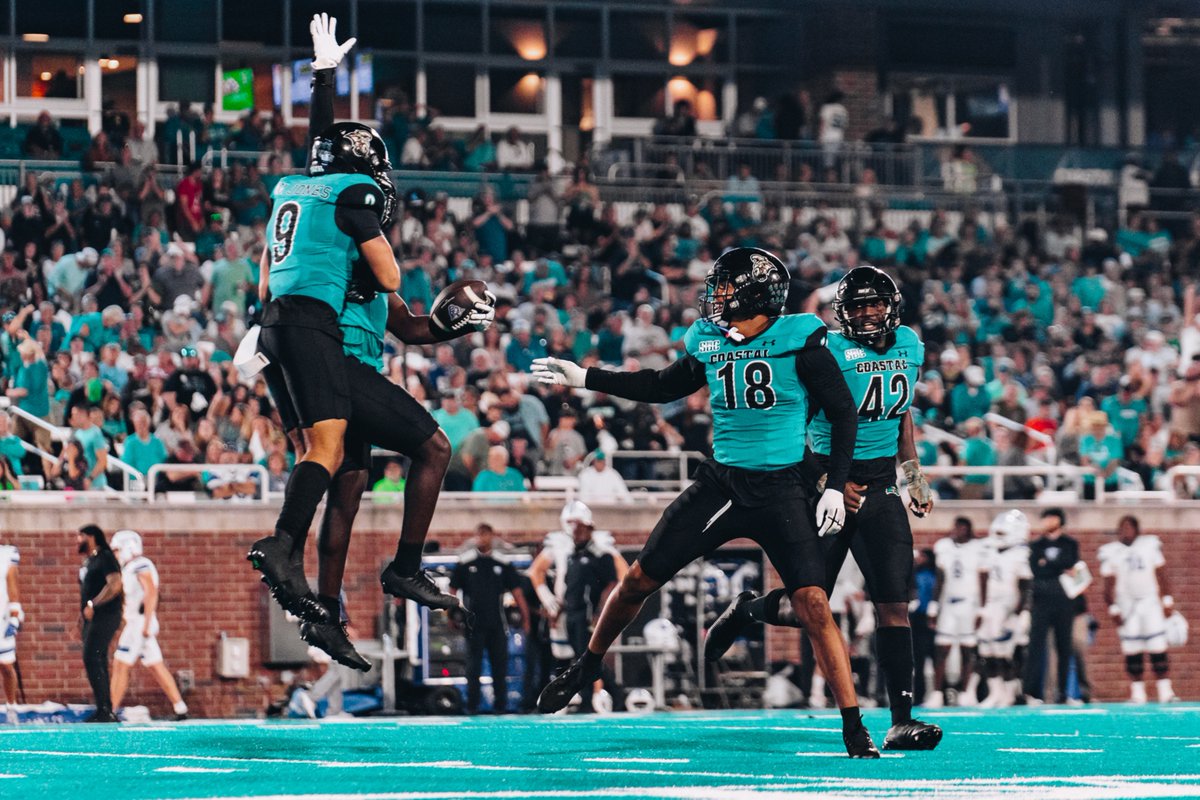 GoCCUsports's tweet image. Our @FoodLion friends have agreed to donate 1,000 meals to a local organization for every sack of the opposing team's quarterback during the season.   

Following the Georgia State game, we're up to 14,000 meals!