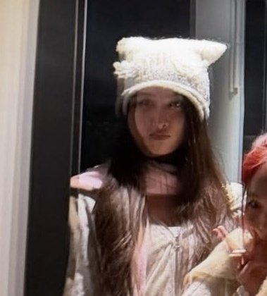 viewmim spotted sharing clothes slash accessories and i said oh im sure