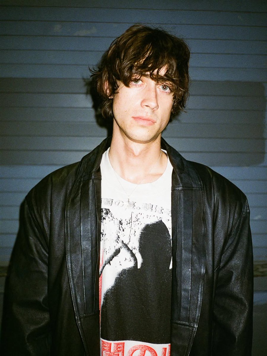 shytoruwu's tweet image. Like father, like son