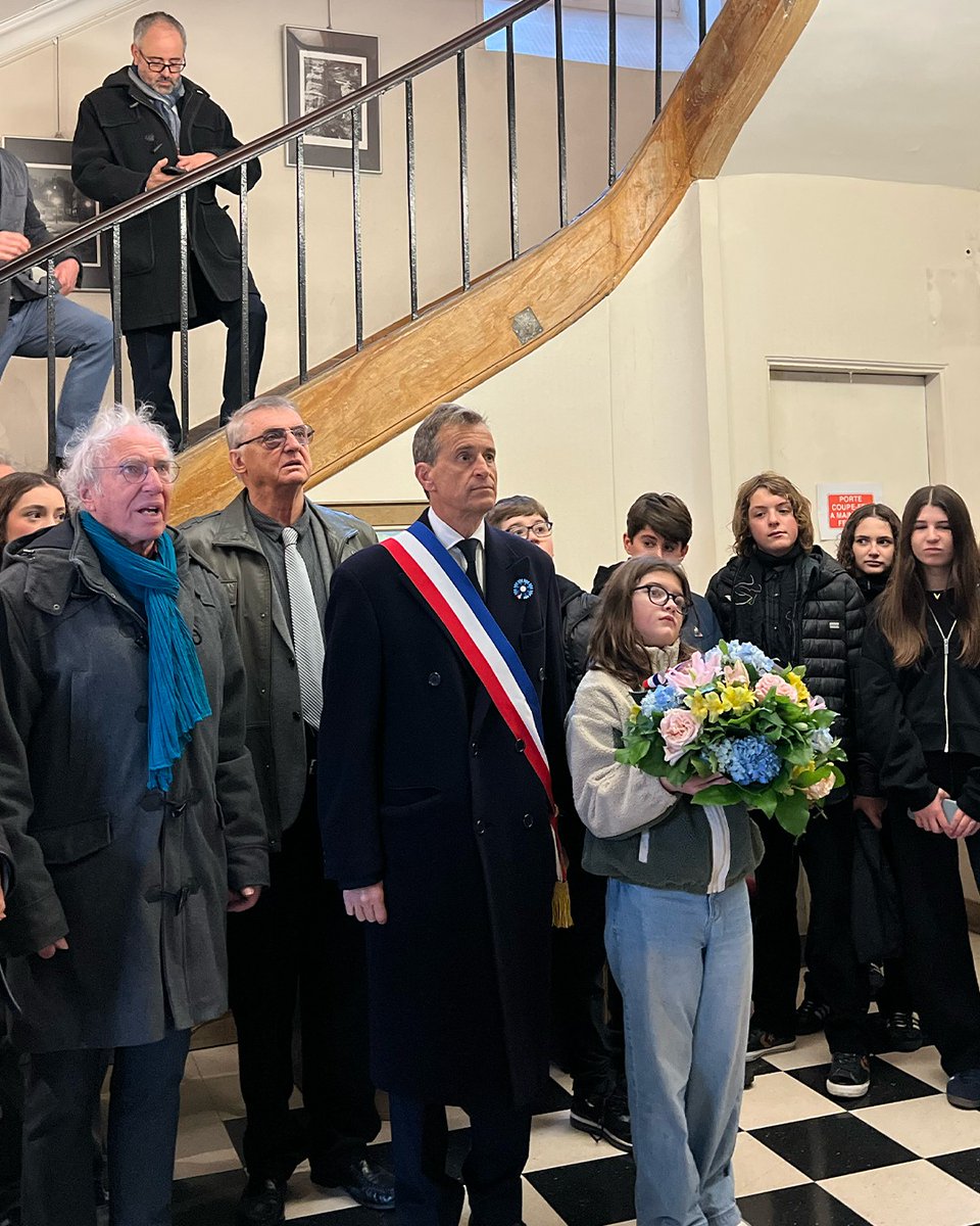Ce matin, nous avons rendu hommage à nos compatriotes tombés au champ d’honneur lors de la Première Guerre mondiale. 

🙏 Merci aux nombreux Carrillons venus participer à cette cérémonie du souvenir.